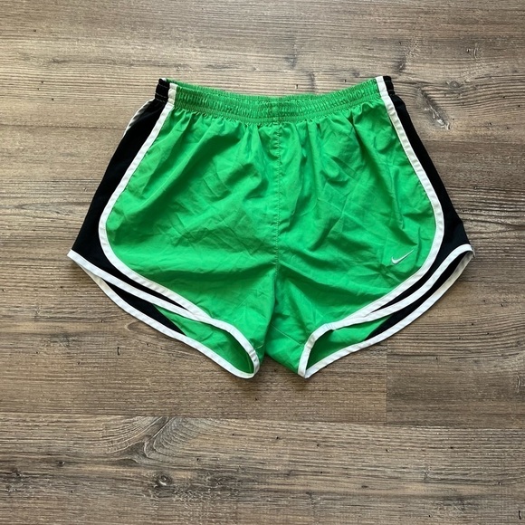 Nike Dri-fit Women’s Athletic Track Running Shorts size S Green/Black/White - Picture 1 of 3